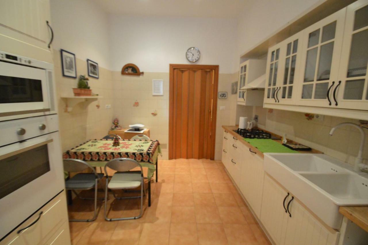 Casa Vacanze Zio Gionni โรม ภายนอก รูปภาพ