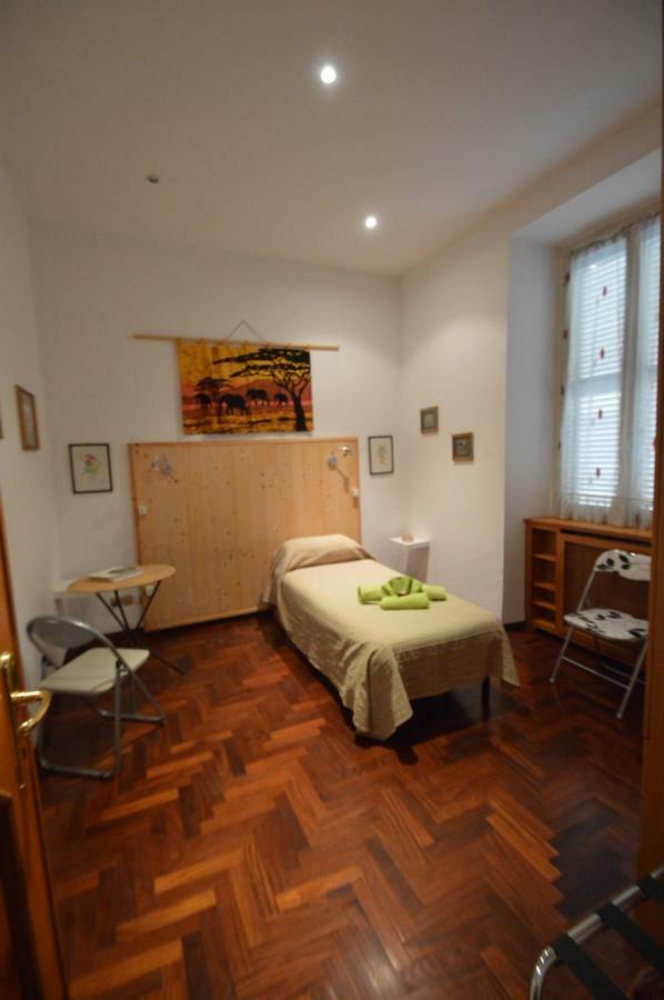 Casa Vacanze Zio Gionni โรม ภายนอก รูปภาพ