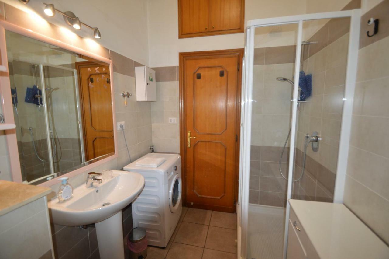 Casa Vacanze Zio Gionni โรม ภายนอก รูปภาพ