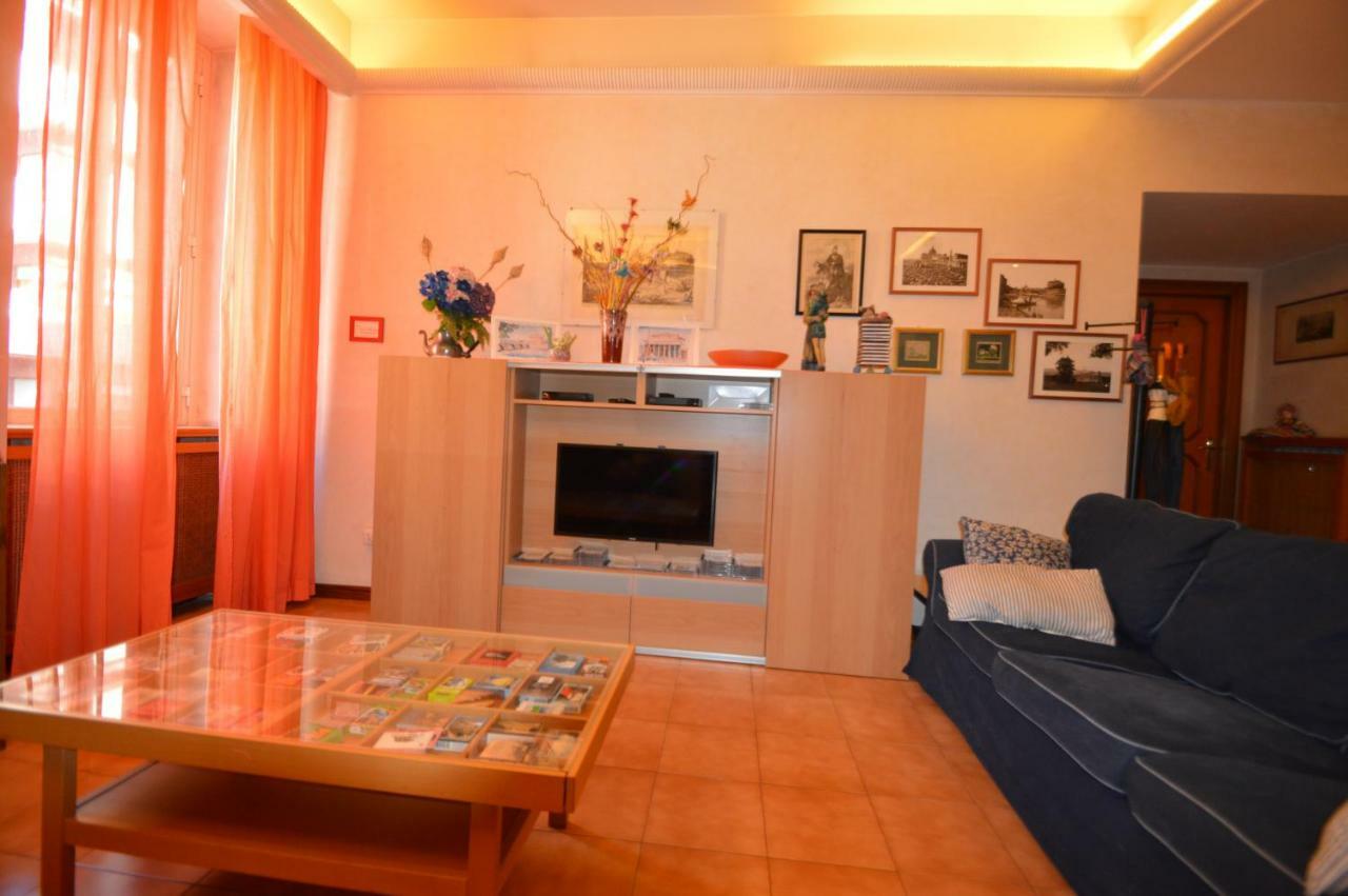 Casa Vacanze Zio Gionni โรม ภายนอก รูปภาพ